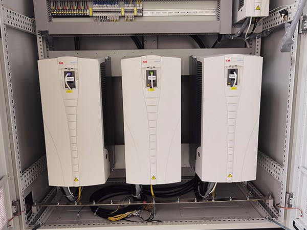 ABB ACS510系列变频器柜